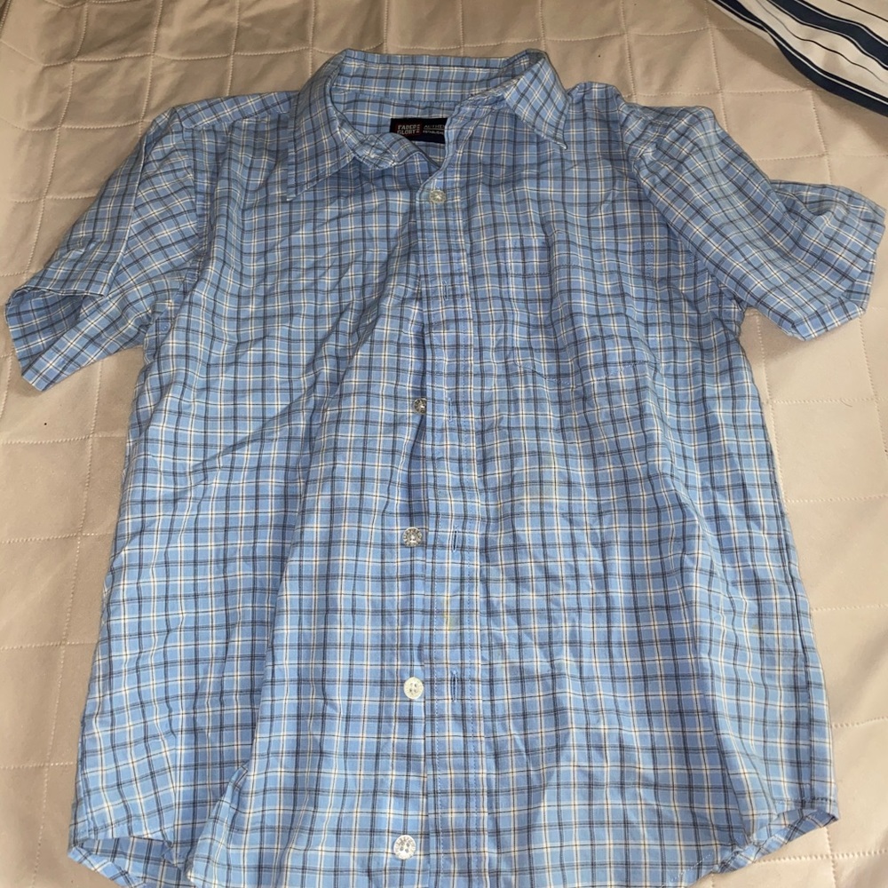 Button down - Picture 1 of 3